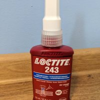 Лепило осигурител за резби Loctite 243, снимка 1 - Други инструменти - 39227665