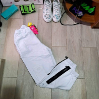 Дамски бял атрактивен спортно елегантен панталон, снимка 1 - Спортни екипи - 38345056