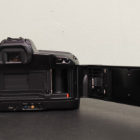 Canon EOS 10 SLR филмов фотоапарат и обектив Sigma 28-70 mm f:2.8, снимка 8 - Фотоапарати - 44659946
