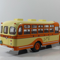 KAST-Models Умален модел на ISUZU BXC 30 1962 Hatchette 1/43, снимка 5 - Колекции - 36233646