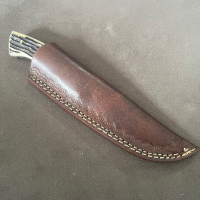 Ловен нож от Дамаска стомана дръжка смола кожена кания, снимка 6 - Ножове - 44014784