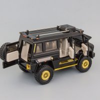 Метални колички: Mercedes-Benz Unimog U5000 (Мерцедес-Бенц), снимка 6 - Колекции - 34175879