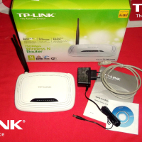 Wi-Fi Рутер TP-Link TL-WR740N - 150 Mbit/s, снимка 1 - Рутери - 40308390