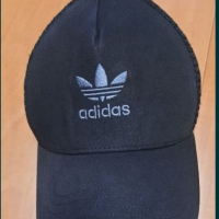 Adidas-Много Запазена , снимка 7 - Шапки - 36446242