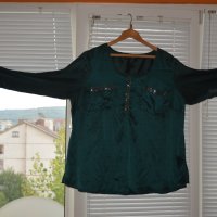 Маслено зелена пролетно - есенна сатенена блуза, снимка 2 - Блузи с дълъг ръкав и пуловери - 42278064
