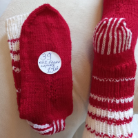 Ръчно плетени дамски чорапи от вълна размер 39, снимка 4 - Дамски чорапи - 44681840