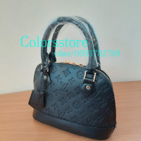 Черна чанта/реплика Louis Vuitton код SG657, снимка 2 - Чанти - 30964158