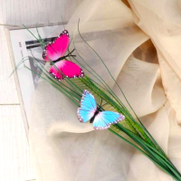 Високи стръкчета трева с красиви пъстри пеперудки на пружинки, снимка 2 - Декорация за дома - 40572575