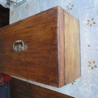 Старинно дървено ковчеже сандъче от орех, снимка 2 - Колекции - 41661776