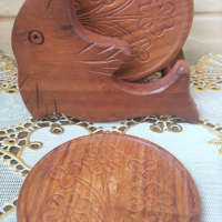 Красиви дървени подложки за чаши с поставка делфин, снимка 2 - Антикварни и старинни предмети - 36150747