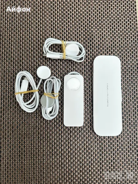 ОРИГИНАЛНО! Зарядно за часовник Apple Watch 1/2/3/4/5/6/7/8/9 iwatch, снимка 1