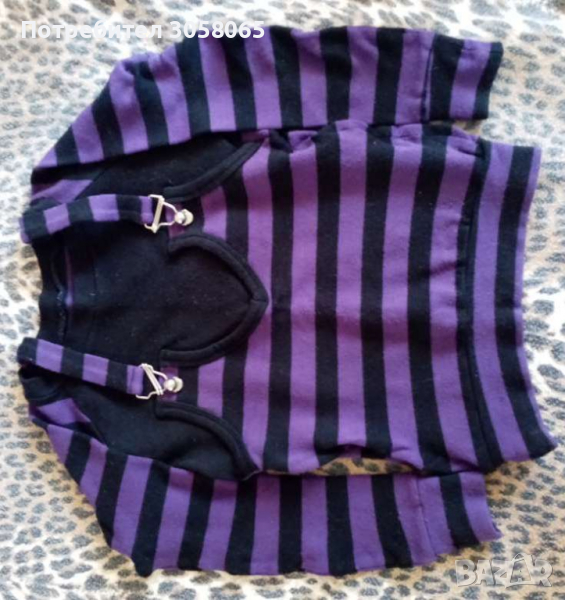 блуза с лилаво и черно и интересни акценти, снимка 1