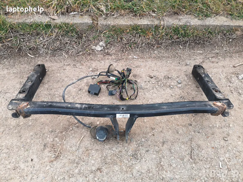 Теглич за Audi A6 C5 комби - оригинален, снимка 1