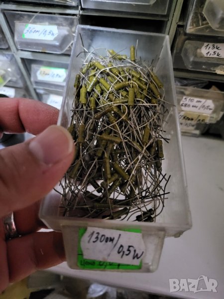 резистор, съпротивление  130 ома 0,5 вата топлоустойчив, с повишена механична якост, снимка 1