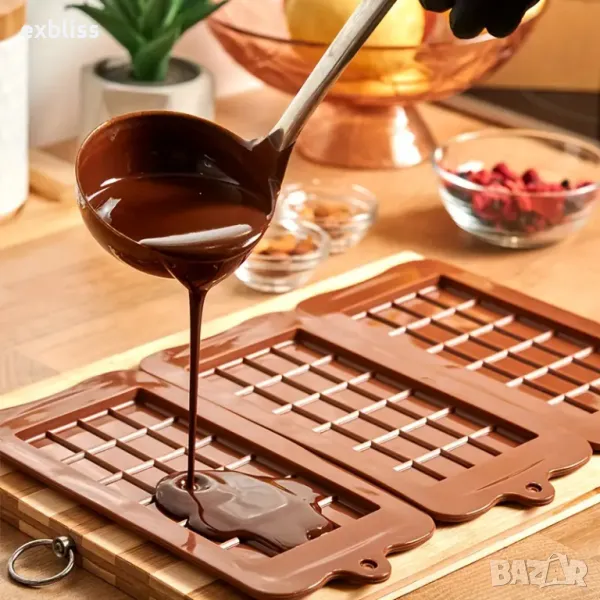 Силикова форма за домашен шоколад, снимка 1