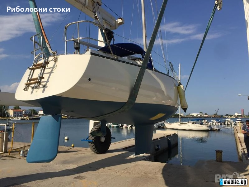 Ветроходна лодка Neptun 27, снимка 1