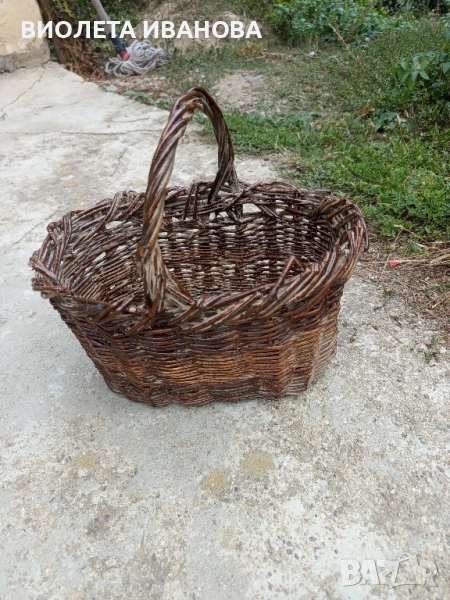 две стари кошнички., снимка 1