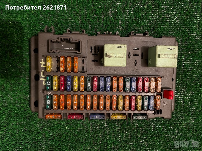 Мини Купър табло предпазители купе 906600-02  , снимка 1