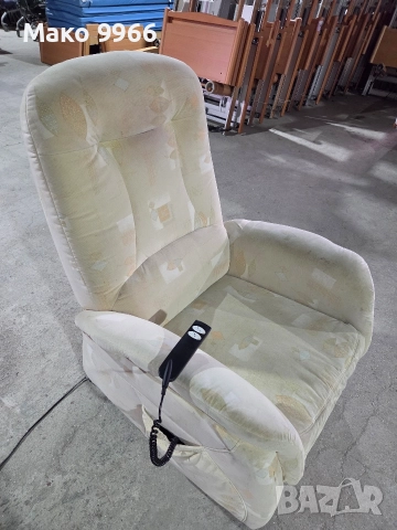 Релаксиращ стол,кресло,фотьойл,музика