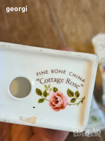 колекция мини порцеланови часовници, снимка 9 - Антикварни и старинни предмети - 48204414