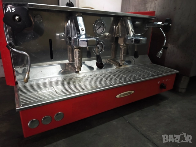 Професионална кафемашина , снимка 2 - Кафе машини - 52384999