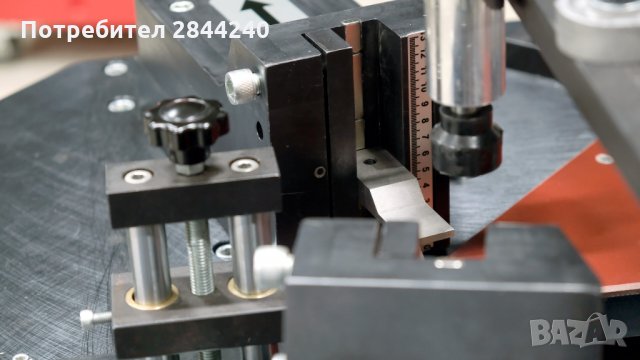 Ъглонабивна машина за алуминиеви профили, снимка 4 - Циркуляри - 35305498