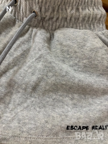 Къси панталони на Bershka , снимка 7 - Къси панталони и бермуди - 53141262