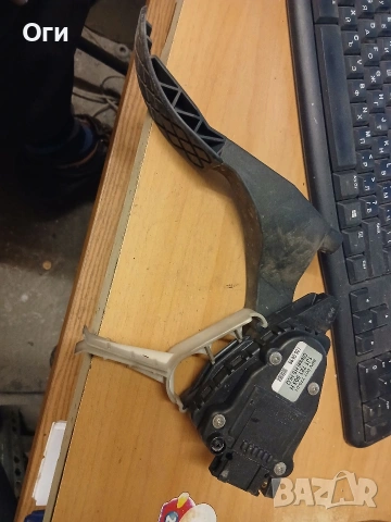 Педал за газта от Фолксваген Голф 4 и Шкода Октавия 1J1 721 503 H