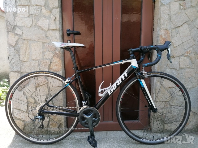 Шосеен GIANT Defy 