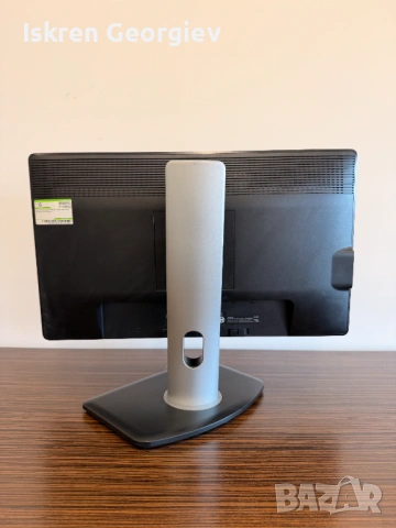 2 бр. Full HD монитори 22” - HP EliteDisplay и Dell, снимка 2 - Монитори - 53847749