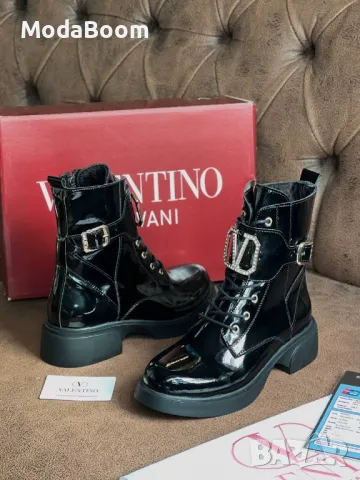 Valentino дамски черни лачени боти , снимка 4 - Дамски боти - 48241857
