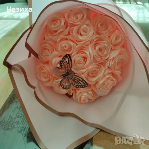 Букети от сатенени рози ., снимка 5 - Изкуствени цветя - 47850156