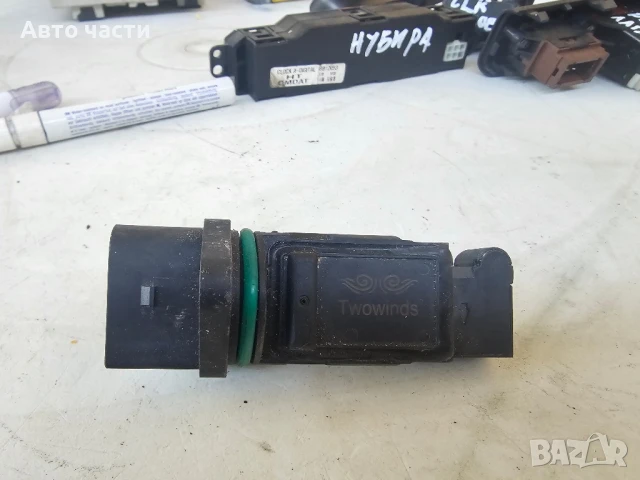 Дебитомер BOSCH за VW,Audi,Seat,Skoda, Bosch, F 00C 262 056, снимка 2 - Части - 50890382