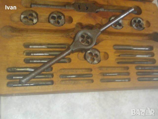 Старо САЩ Качество-К-т 23 бр. Резбонарезни Плашки Метчици За Резби-от1/8-до3/8 WW-от стария материал, снимка 2 - Други инструменти - 44492168