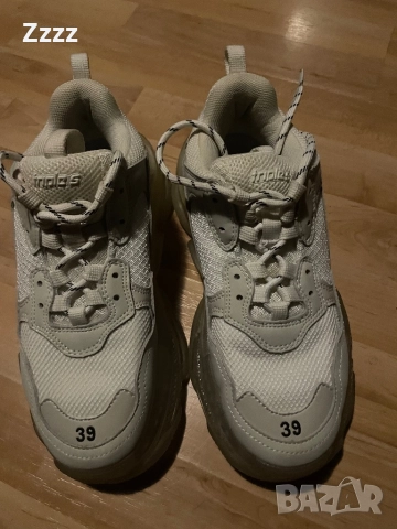 Дамски обувки BALENCIAGA, снимка 4 - Маратонки - 52870149