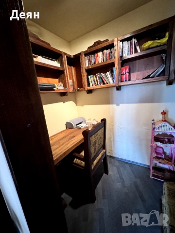 Бюро, стол и разтегаем фотьойл от масив