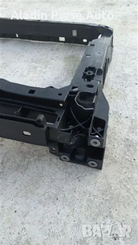 Trager Skoda Octavia 4 година 2020 2021 2022 2023 2024 код 5E3805588 , снимка 4 - Аксесоари и консумативи - 47837146