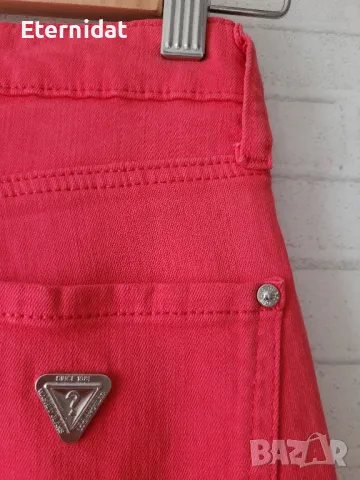 Оригинални дънки GUESS цвят корал , снимка 2 - Дънки - 49637330