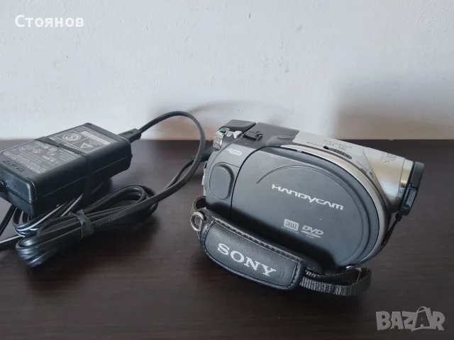Камера SONY DCR-DVD105E DVD Handycam Japan, снимка 8 - Камери - 55987037