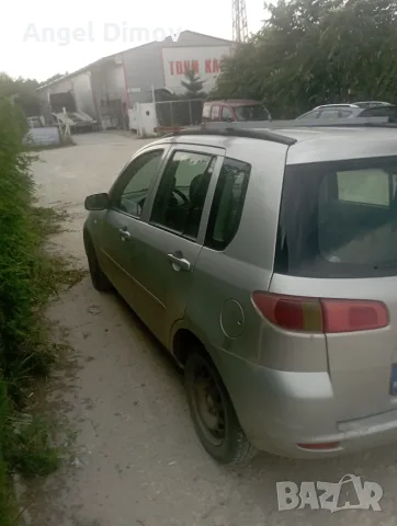 Лек автомобил Мазда 2, снимка 6 - Автомобили и джипове - 55722569