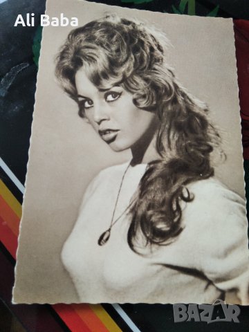 Картичка/снимка  френската актриса Бриджит Бардо