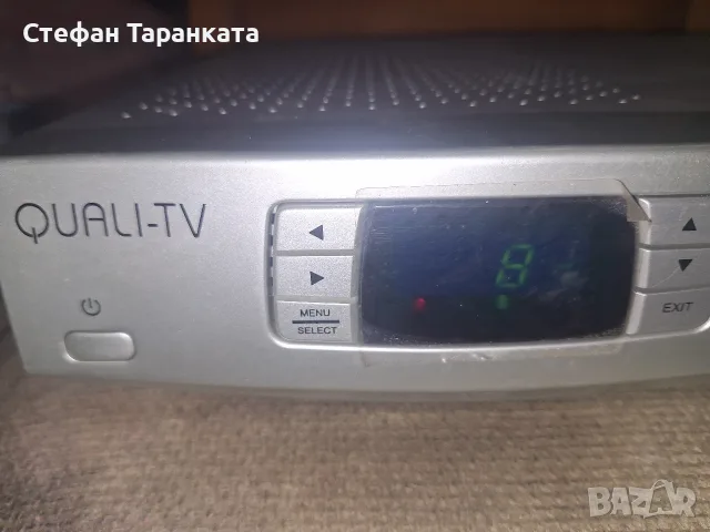 Сателитен приемник , снимка 2 - Приемници и антени - 56270209