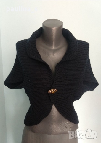 Вълнен топ / елек / наметка / унисайз , снимка 2 - Корсети, бюстиета, топове - 36097877