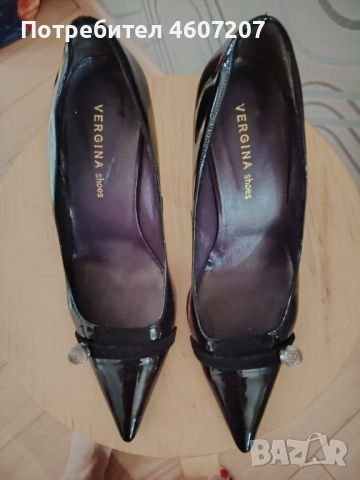нови Кожени обувки , снимка 3 - Дамски обувки на ток - 52384203