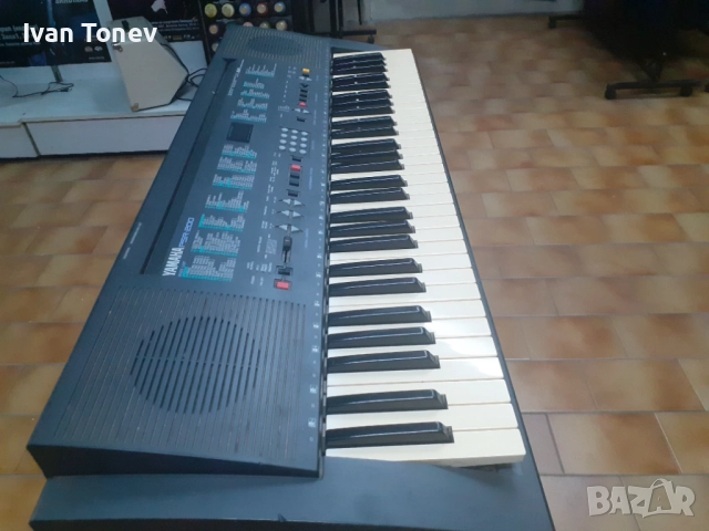 Синтезатор "Yamaha" PSR 200, снимка 4 - Синтезатори - 51511445