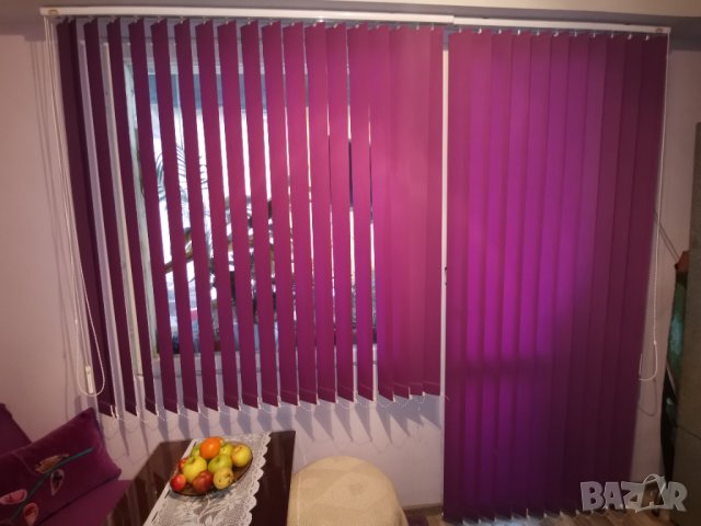 МЕБЕЛИ - (Маси,диван,етажерки,Тв-шкаф,щори,килим,тв-рамка и др), снимка 10 - Секции и витрини - 38104917