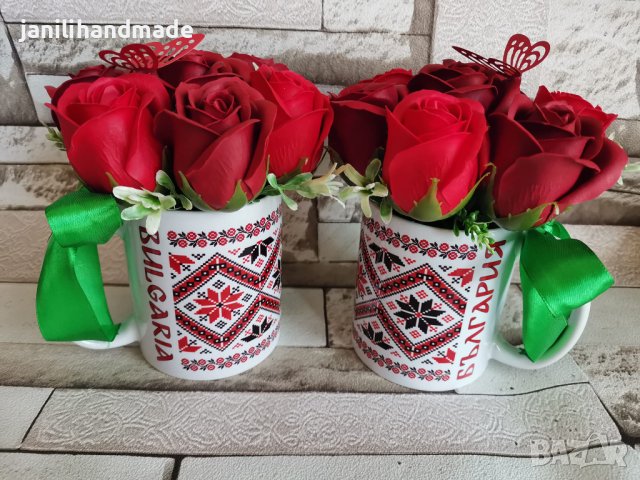 Чаша с рози, народни мотиви, шевици, снимка 2 - Изкуствени цветя - 40402583