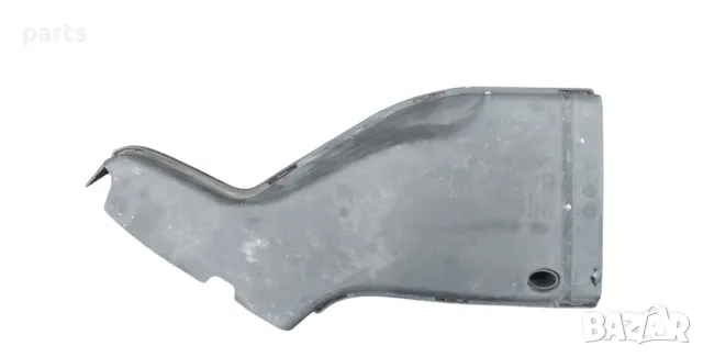 Въздуховод Ауди A4 Б7 N:859 (2) - Б6
- 8E0129618D