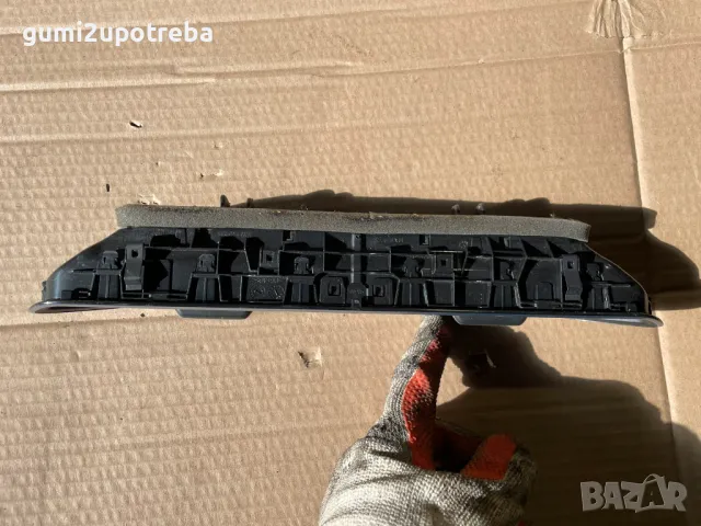 Решетка Въздуховод Парно Централен 10A819728 Volkswagen ID.3 E11 pro, снимка 2 - Части - 49016477