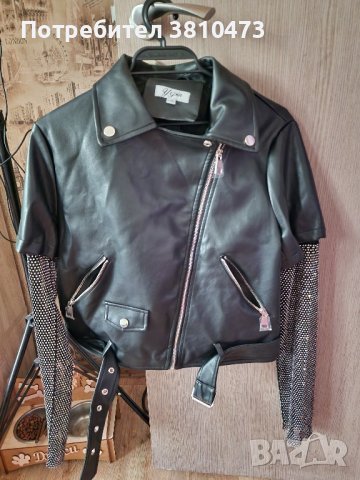 продавам ново кожено яке с интересни ръкави 